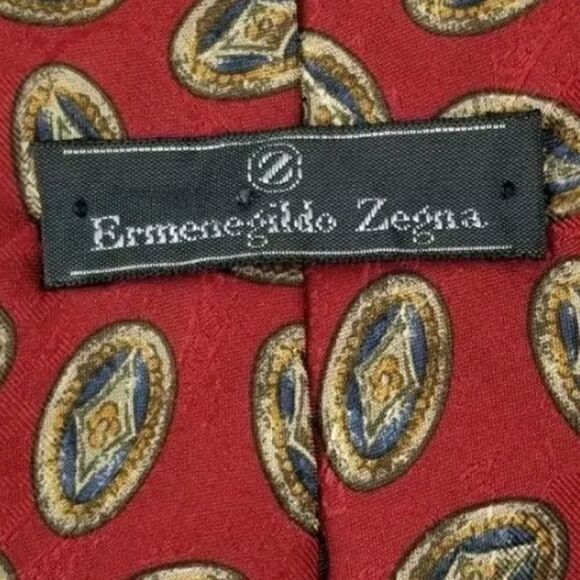 Ermenegildo Zegna Red Luxury Geometric Oval Print - Picture 2 of 4